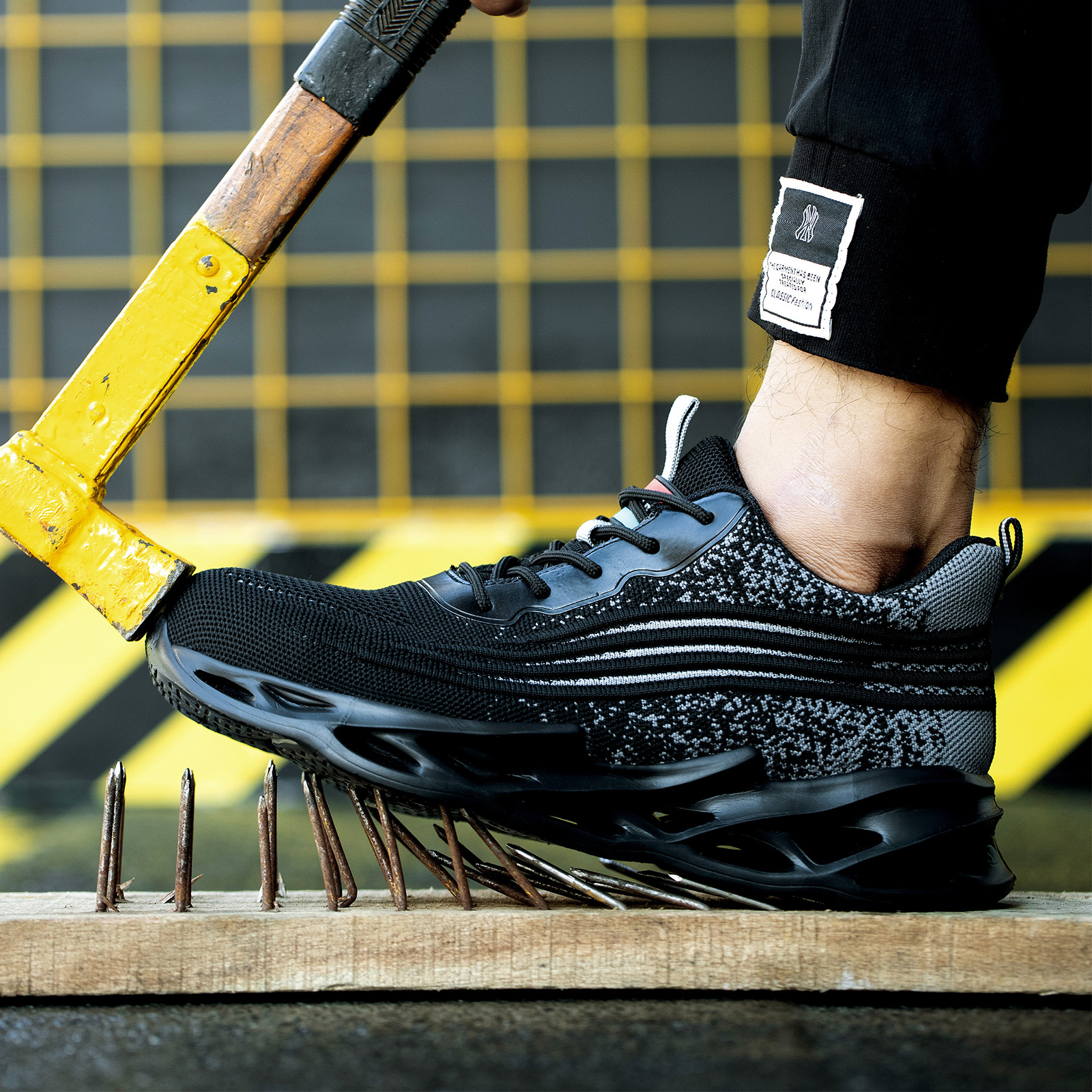 Steel Toe Stab Resistant Work Safety Shoes Breathable Comfortable Soft Sole