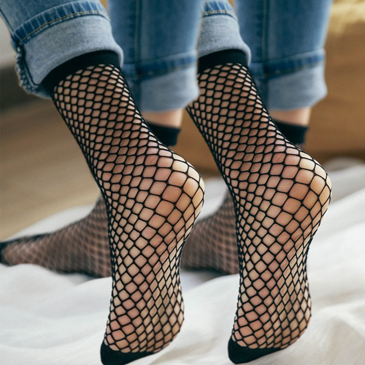 

2 Pairs Women's Black Lace Mesh Socks Elastic Ankle High Dress Hollow Mesh Fishnet Socks
