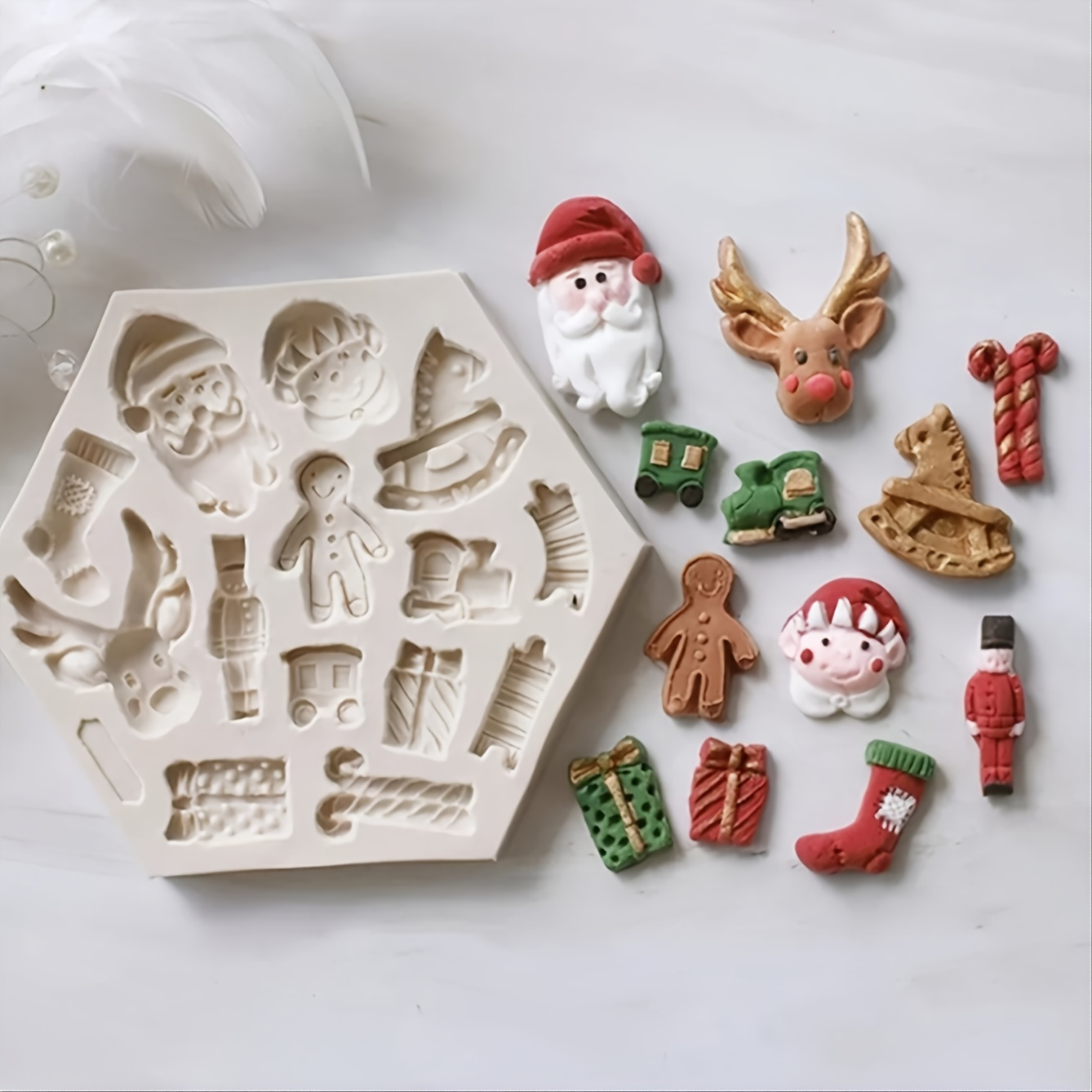 1pc Christmas Fondant Molds Candy Mold Cupcake Topper Decoration  Home