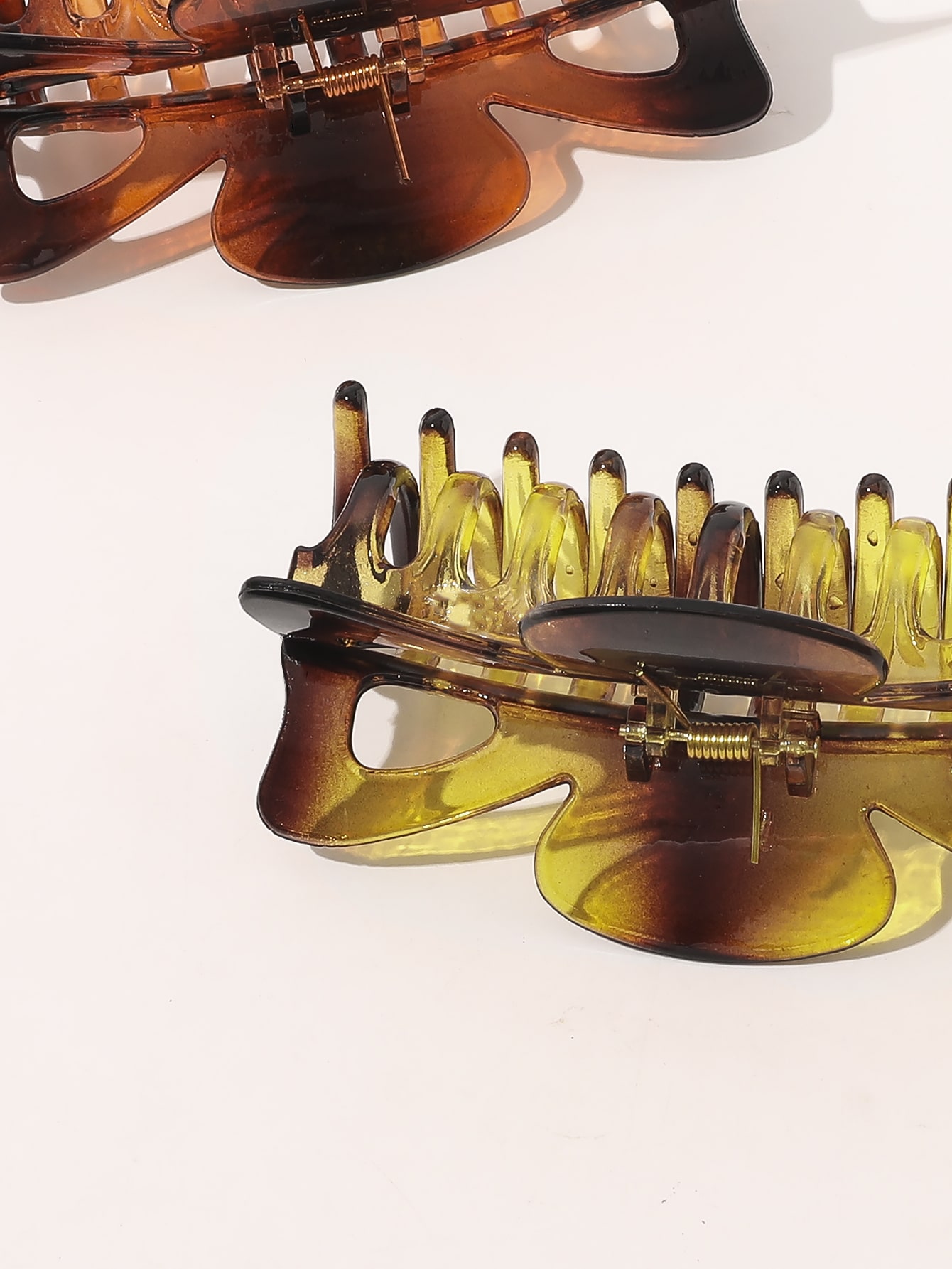 Possum Hair Claw | Cute Hair Clips At Friends NYC In Brooklyn, NY - Foto 9