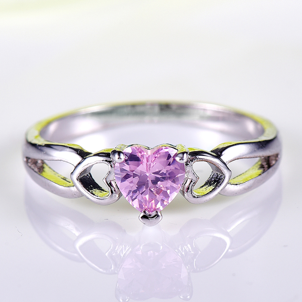 LOVE Pink Heart Shape Wedding Synthetic Zirconia Ring
