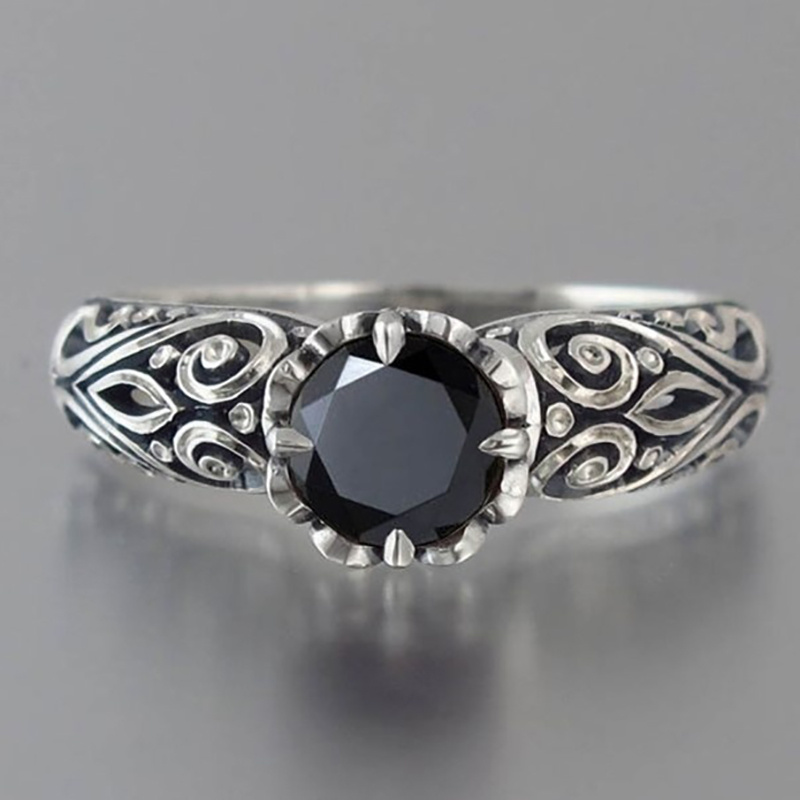 

Vintage Style Ring With Black Gemstone Decor,multiple Sizes Available