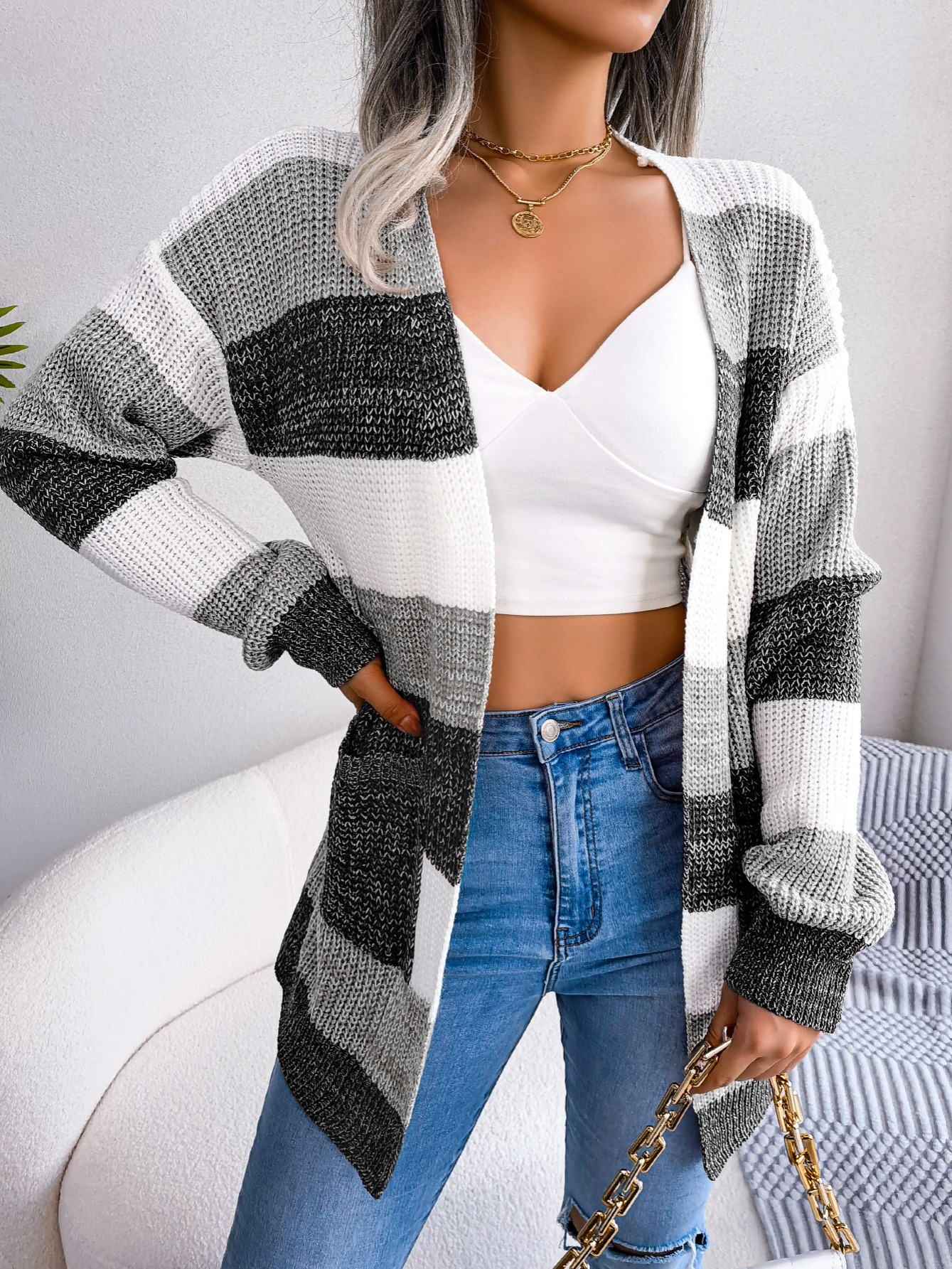 2023 Autumn and Winter Fashion Casual Black and White Striped Loose  Cardigan Sweater Women