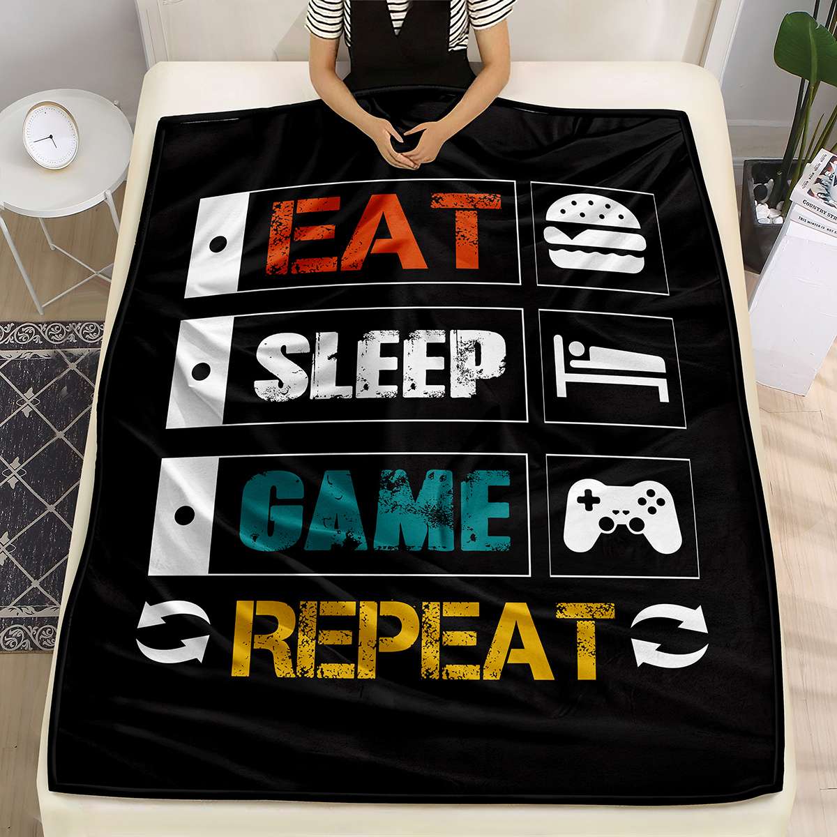 warm and cozy flannel gaming throw blanket for couch and bed     and relaxation details 2