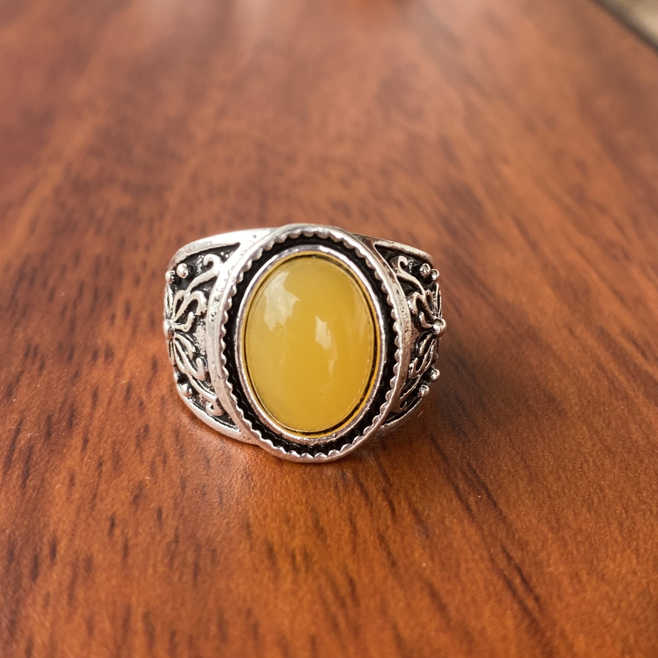vintage style yellow imitation pine stone ladies ring party clothing accessories details 1