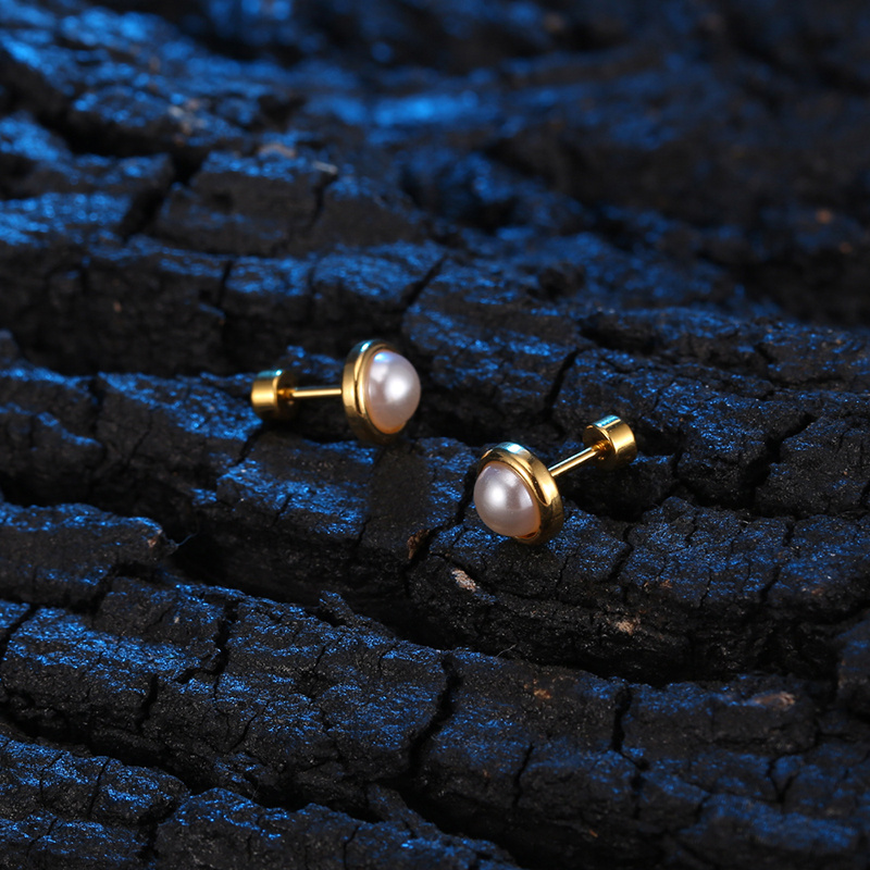 Stainless Steel Threaded Stud Earrings