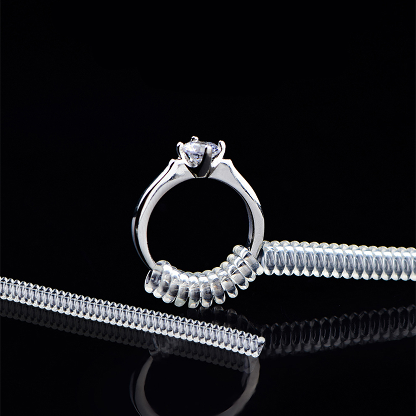 Un anillo para sujetarlos a todos: este accesorio de Anker añade un agarre  extra a tu