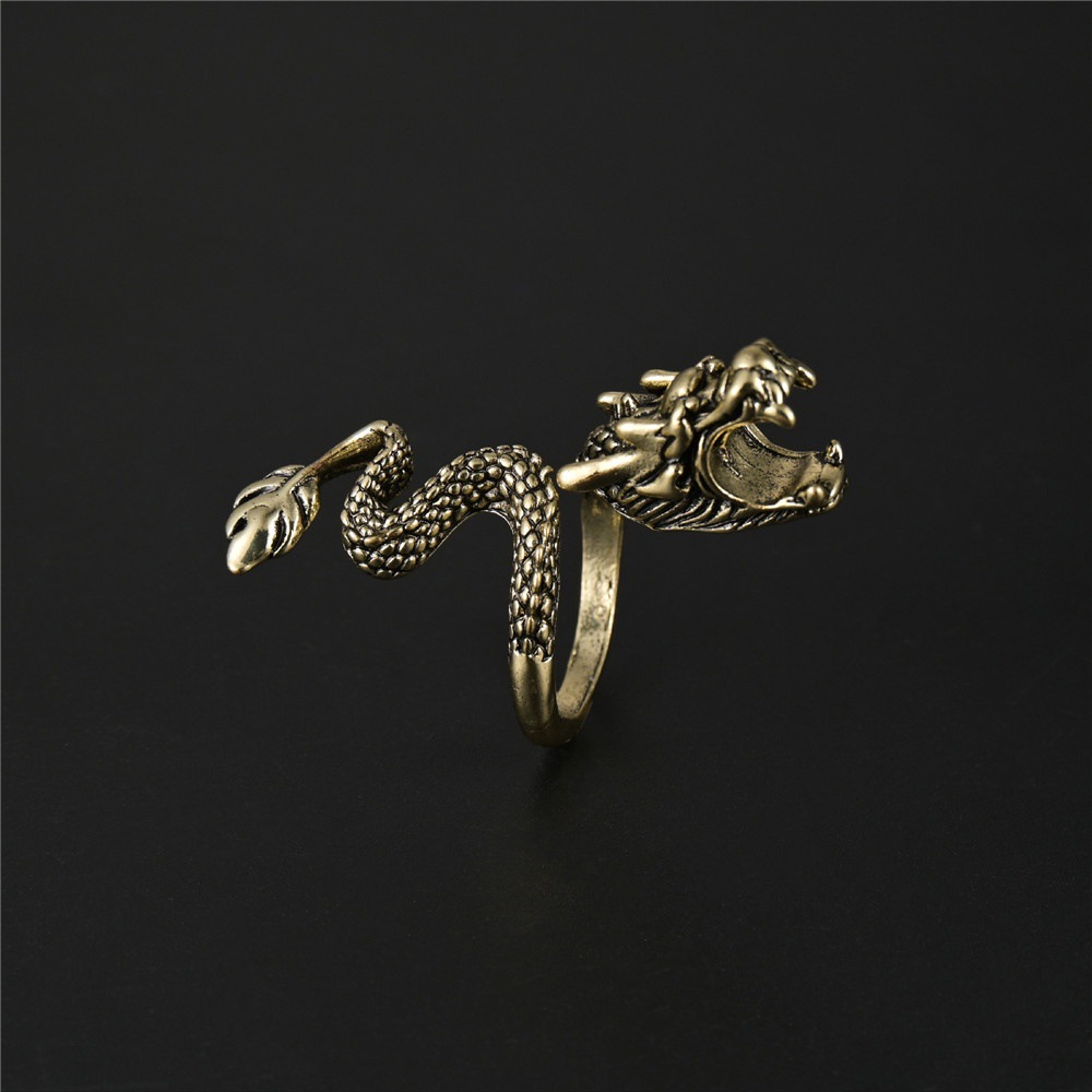 Dragon Mouth Grip Cigarette Holder Ring Adjustable