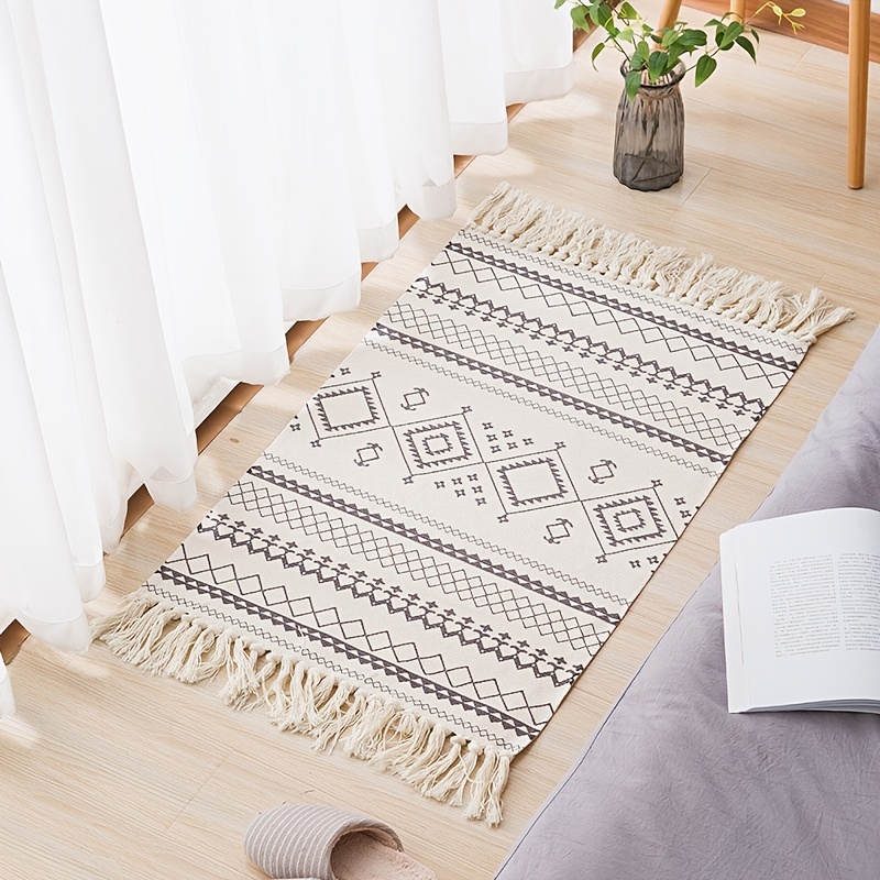 Hand Woven Bohemian Living Room Cotton Linen Handmade Underlay Tassel Rugs  Washable Floor Front Door Mats Outdoor Indoor