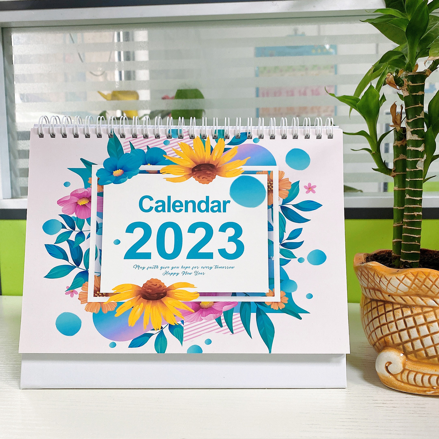 2023 Planner Small Desk Calendar(9*7.13)use Now To December