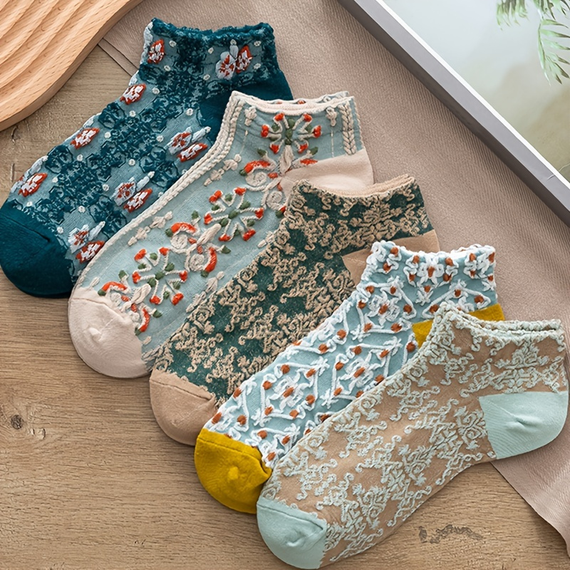 

5 Pairs Vintage Court Style Short Socks, Cute Japanese Style Flower Geometric 3d Textured Low Cut Ankle Socks, Women's Stockings & Hosiery
