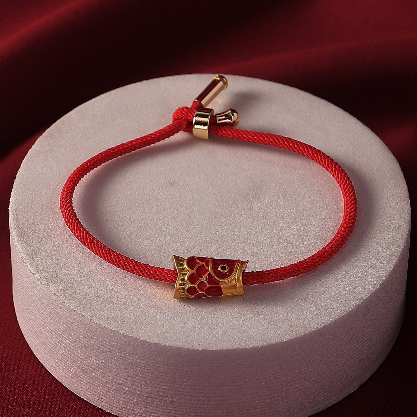 Lucky Red Rope Bracelet with Pendant, Adjustable Gift