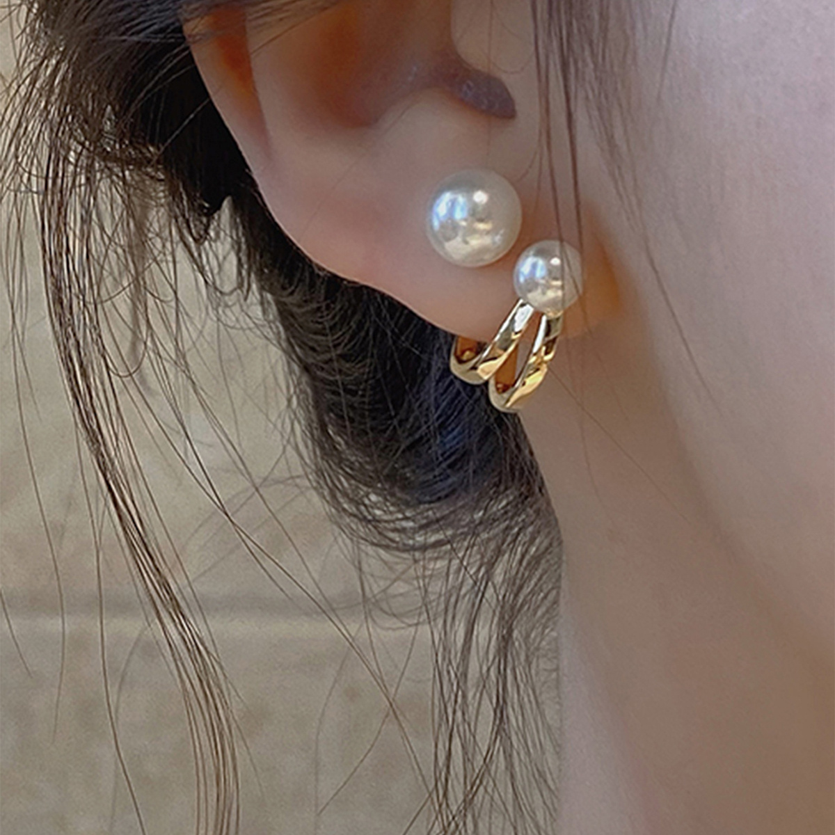 Image of A Pair Of Versatile Vintage-style Earrings, A Set Of 2 Accessories For Women