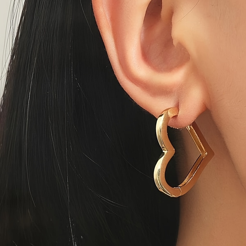 Delicate Love Letter Design Hoop Earrings Iron 14K Gold Plated Jewelry  Vintage Simple Style For Women Dating Ear Ornaments