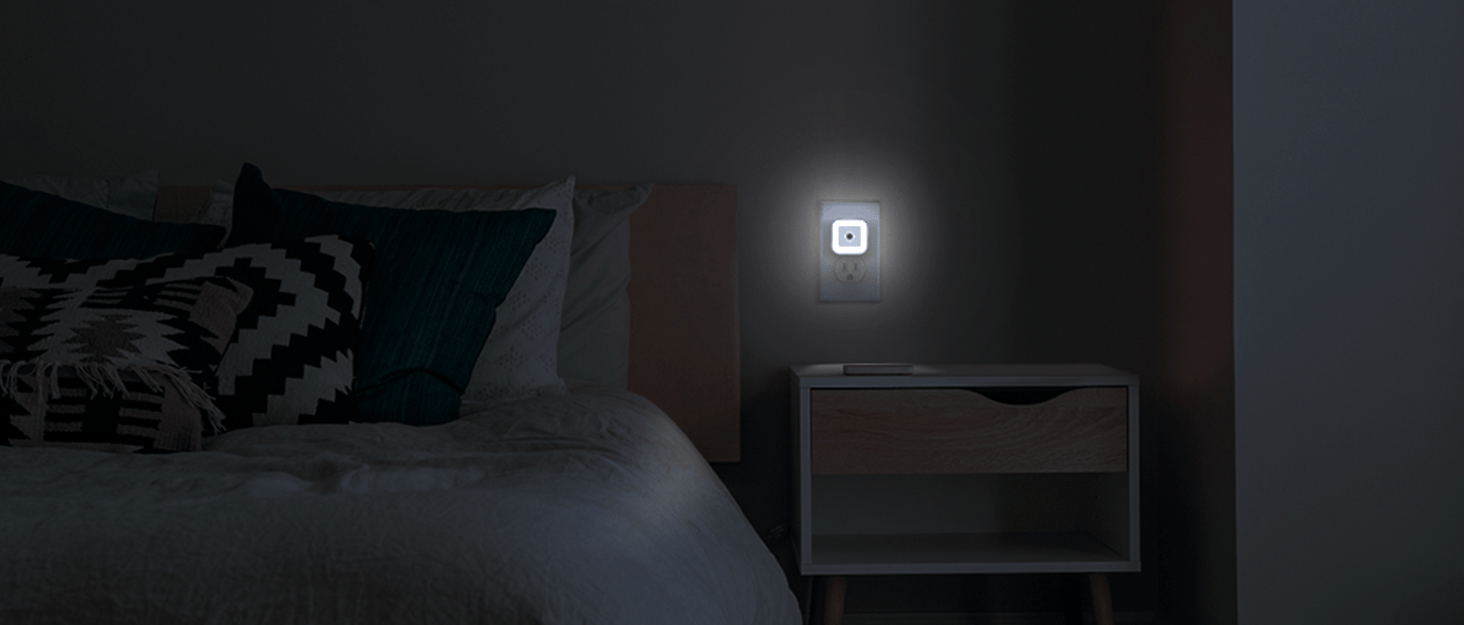 Luz nocturna LED con enchufe de luna, sensor de atardecer a amanecer,  interruptor manual, luz nocturna cálida, luz de pared, brillo ajustable