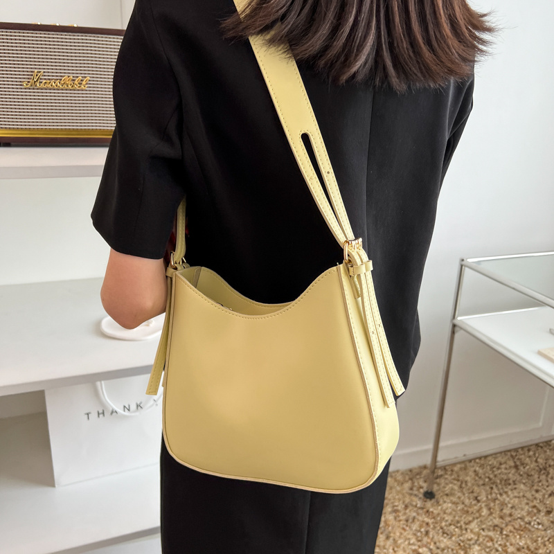 Women PU Leather Solid Color Crossbody Shoulder Bag Retro Love