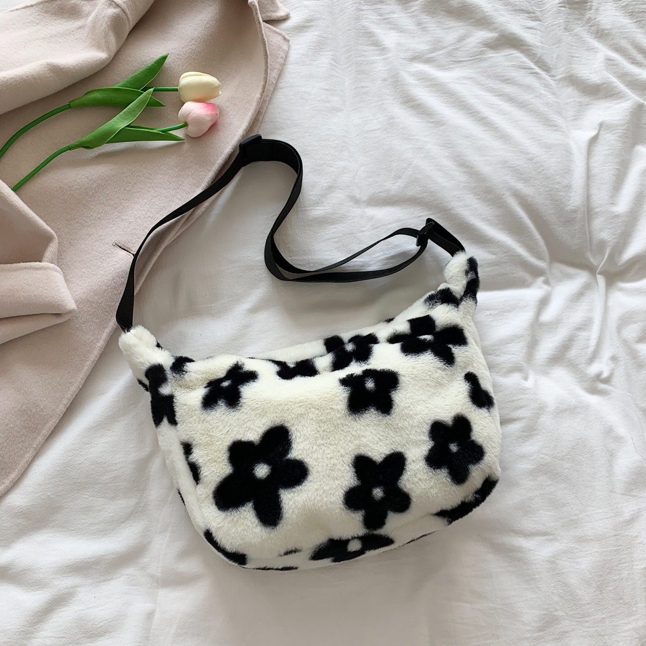 Fluffy bag best sale with flowers