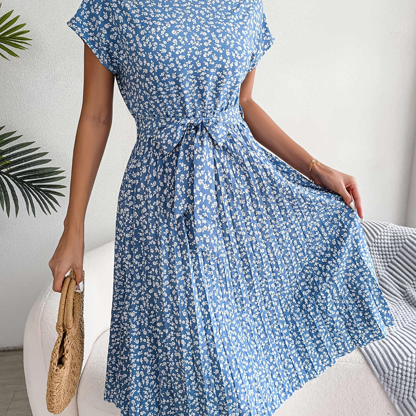 

Stylish Floral Print Belted Dress, Crew Neck Short Sleeve Dress, Casual Every Day Dress, Women's Clothing