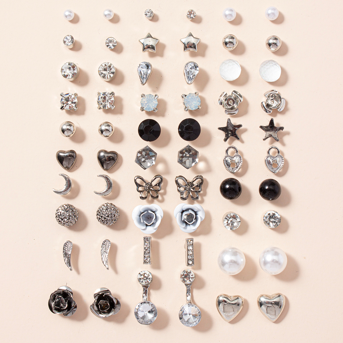 E-shop 30 Paar Elegante Schmetterling, Herz- und Blumen-Ohrring-Set mit Ohrsteckern für Damen | Zinklegierung und Glas, geeignet für und Geschenk