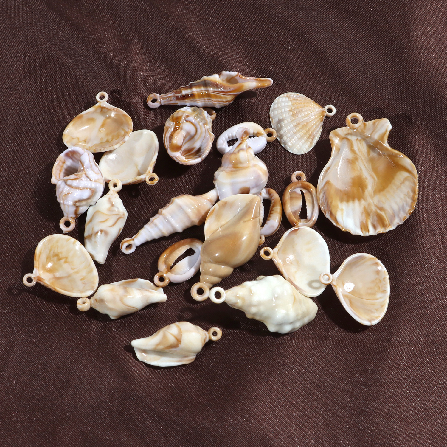 Jewelry made from 2025 conch shells