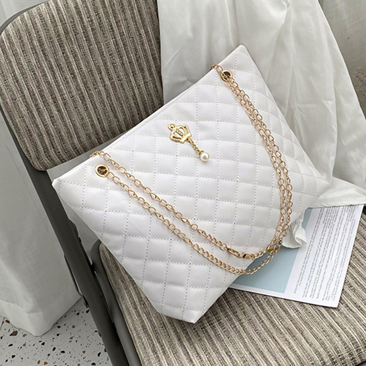 Women's White Leather Big Size Chain Shoulder Quilted Bags