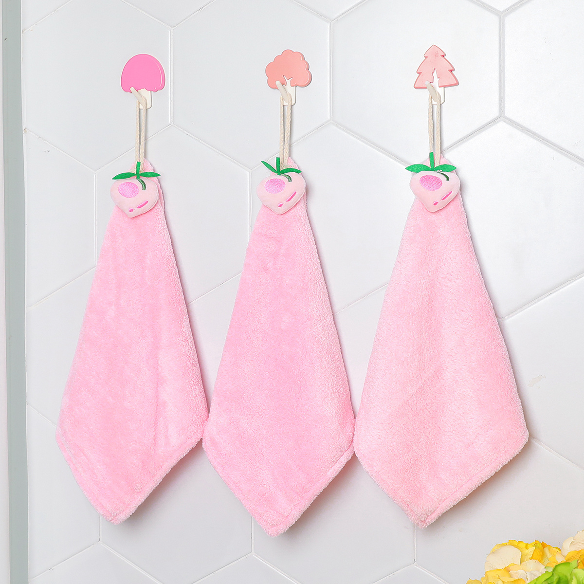 Cute Pineapple Grid Cartoon Hanging Hand Towels - Perfect For Kitchen &  Bathroom! - Temu