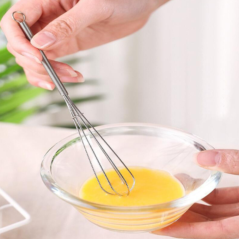 Kitchen Accessories Mini Automatic Electric Egg Beater Cordless Egg Whisk -  China Egg Beater and Egg Whisk price