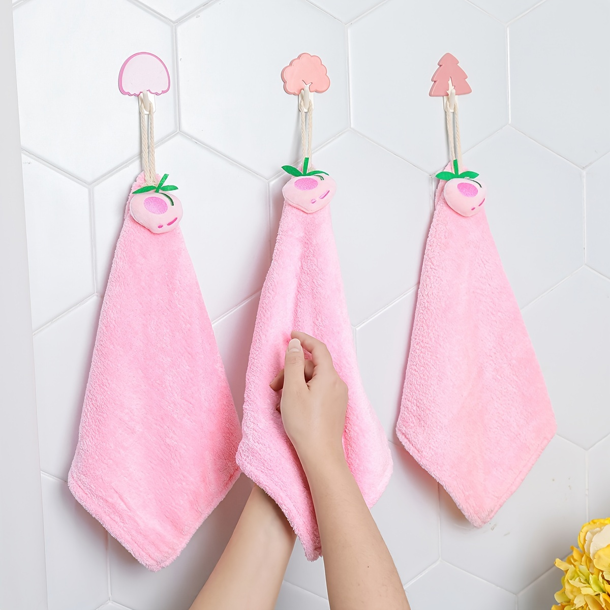 Cute Pineapple Grid Cartoon Hanging Hand Towels - Perfect For Kitchen &  Bathroom! - Temu