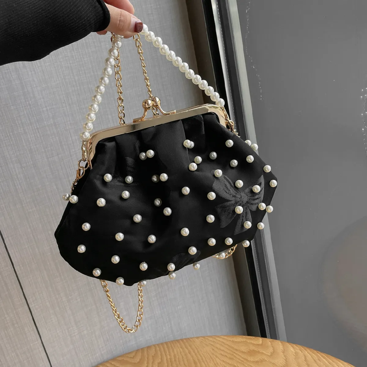 Pearl Decor Pleated Design Bag, Chain Embroidery Cloth Clutch Bag With Kiss  Lock - Temu