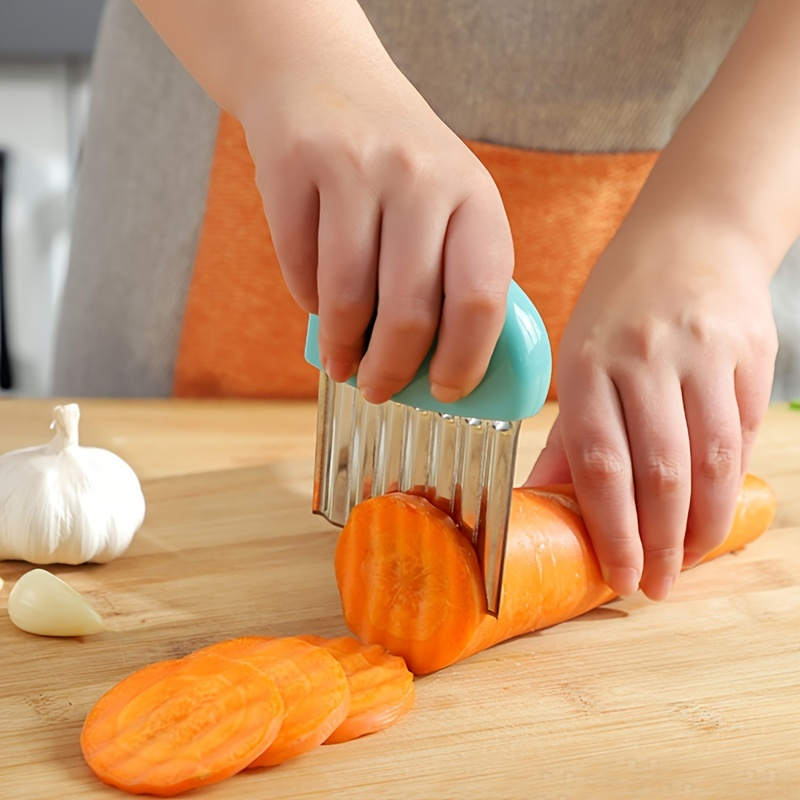 I made an Awesome Carrot Cutter! 