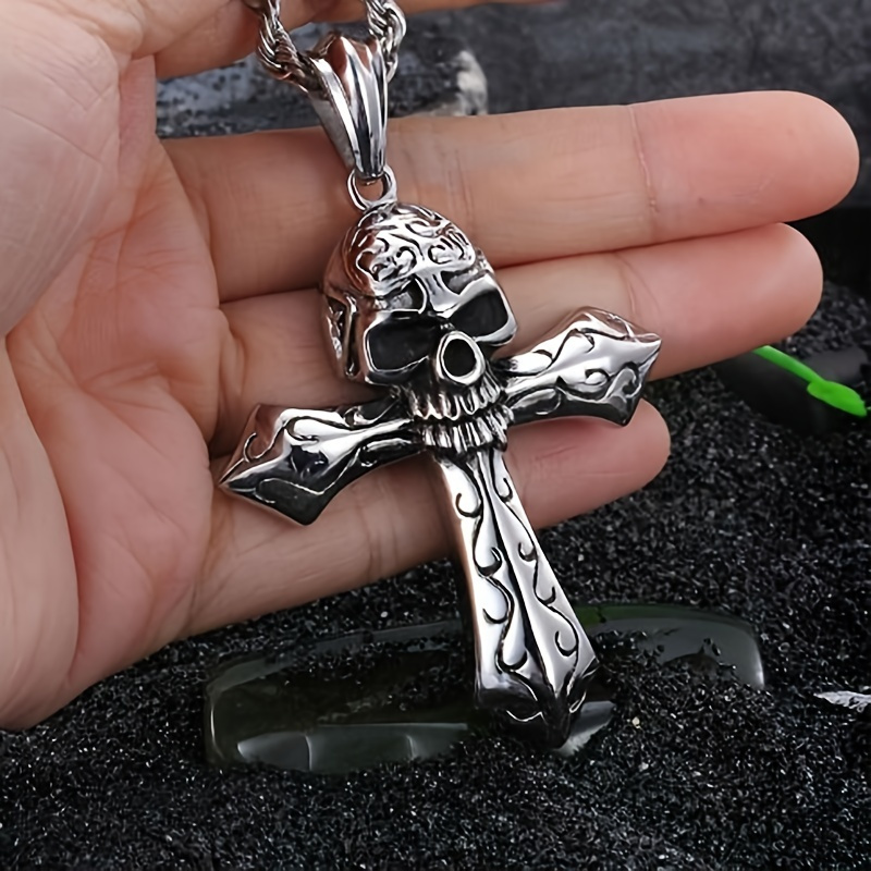 

Punk Style Cross Skull Pendant Necklace Prayer Guardian Necklace Fashion Punk Men's Skull Necklace