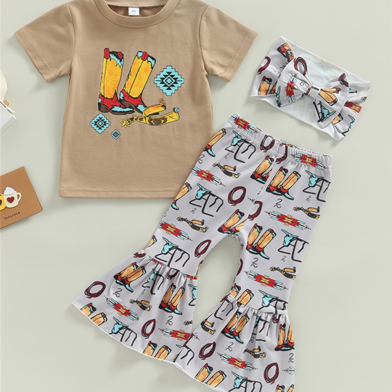 

3pcs Girls Cartoon Print Round Neck Short Sleeve Tee & Flared Pants & Headband Set Clothes