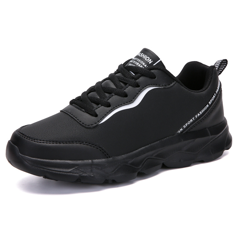 CONTRAST RUNNING TRAINERS - Black
