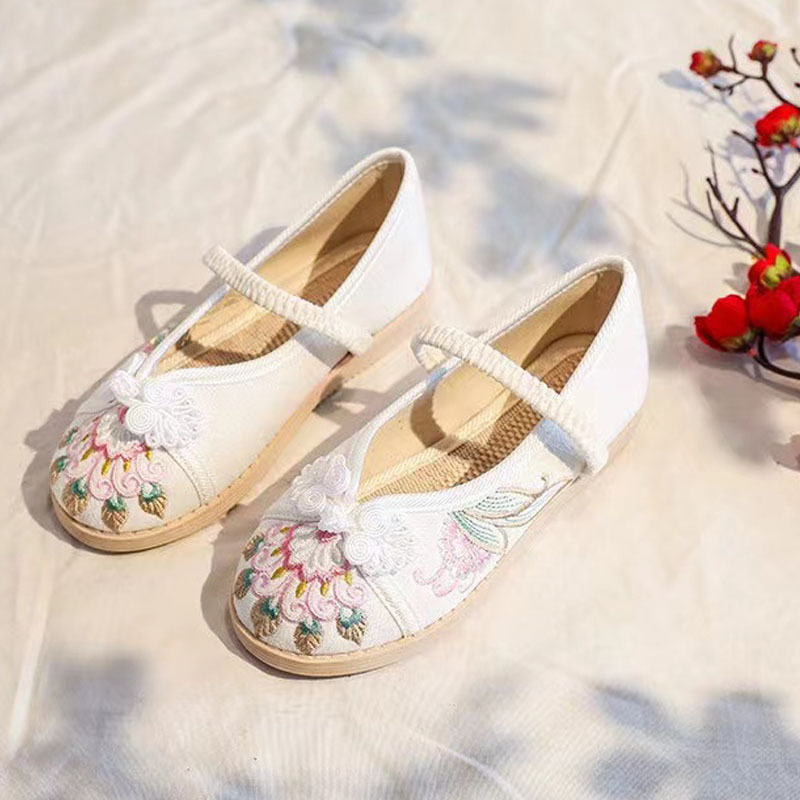 Girls Elegant Flower Embroidery Canvas Shoes, Chinese Style