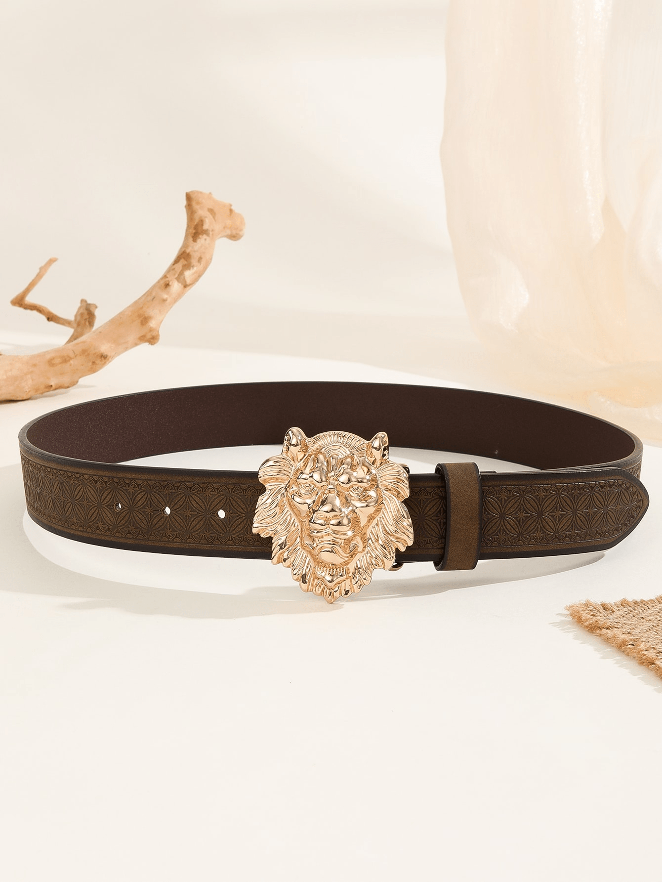 Gucci lion hotsell head belt