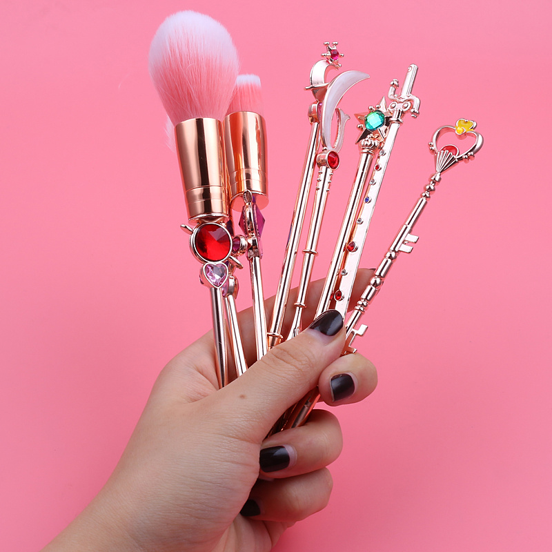  Anime Makeup Brushes, Anime Gold Metal Magic Wand Handle Makeup  Brushes Professional, Eye/Face/Lip Makeup Brushes Tool Sets & Kits Cosplay,  Valentine/Halloween/Christmas Gifts (B) : Beauty & Personal Care