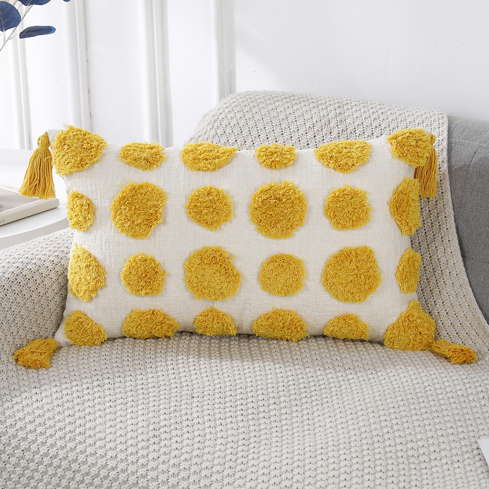 Chenille Pom Pom Tufted Decorative Lumbar Throw Pillow - Temu