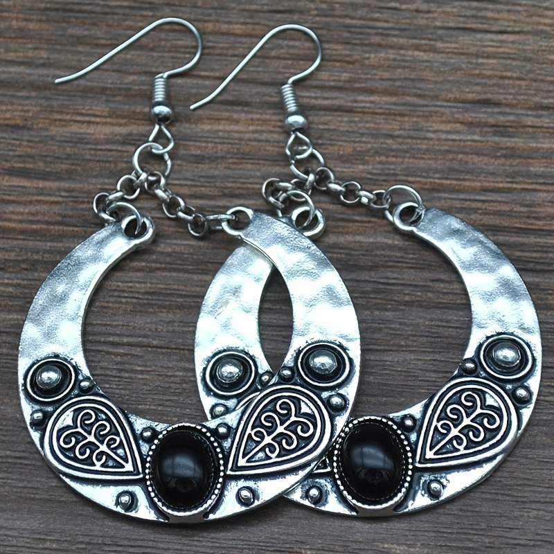 

Bohemian Vintage Silver Turquoise Gem Carved Circle Earring, Special Style For Daily Wear