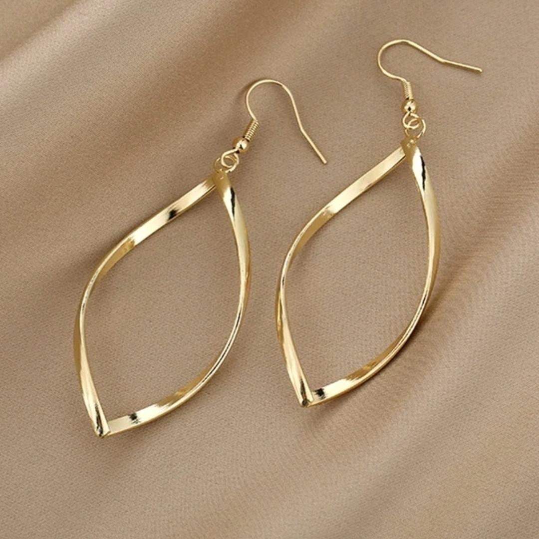 TEMU Exquisite Hollow Twisted Dangle Earrings - Elegant , Alloy Plated, Hypoallergenic, Nickel-free, Long-lasting Shine, Perfect Female Gift For Any