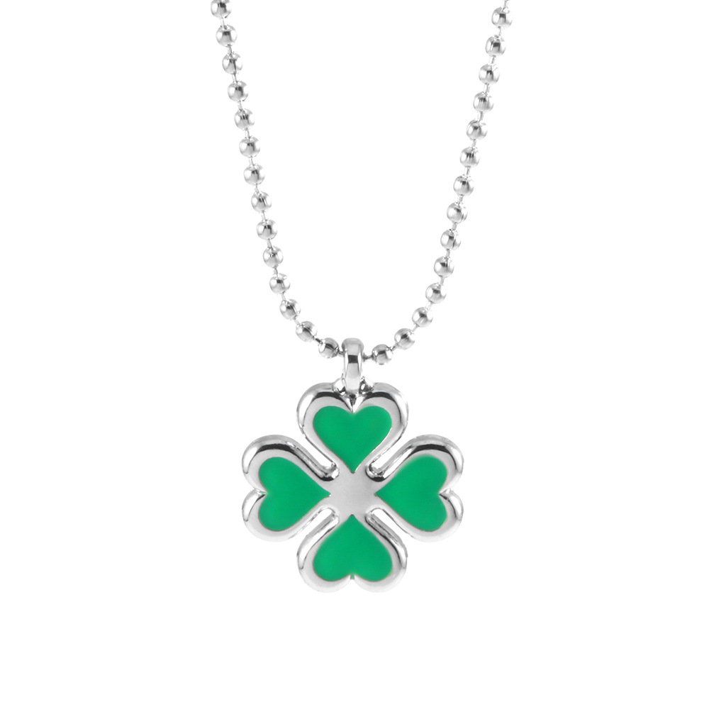 four leaves necklace