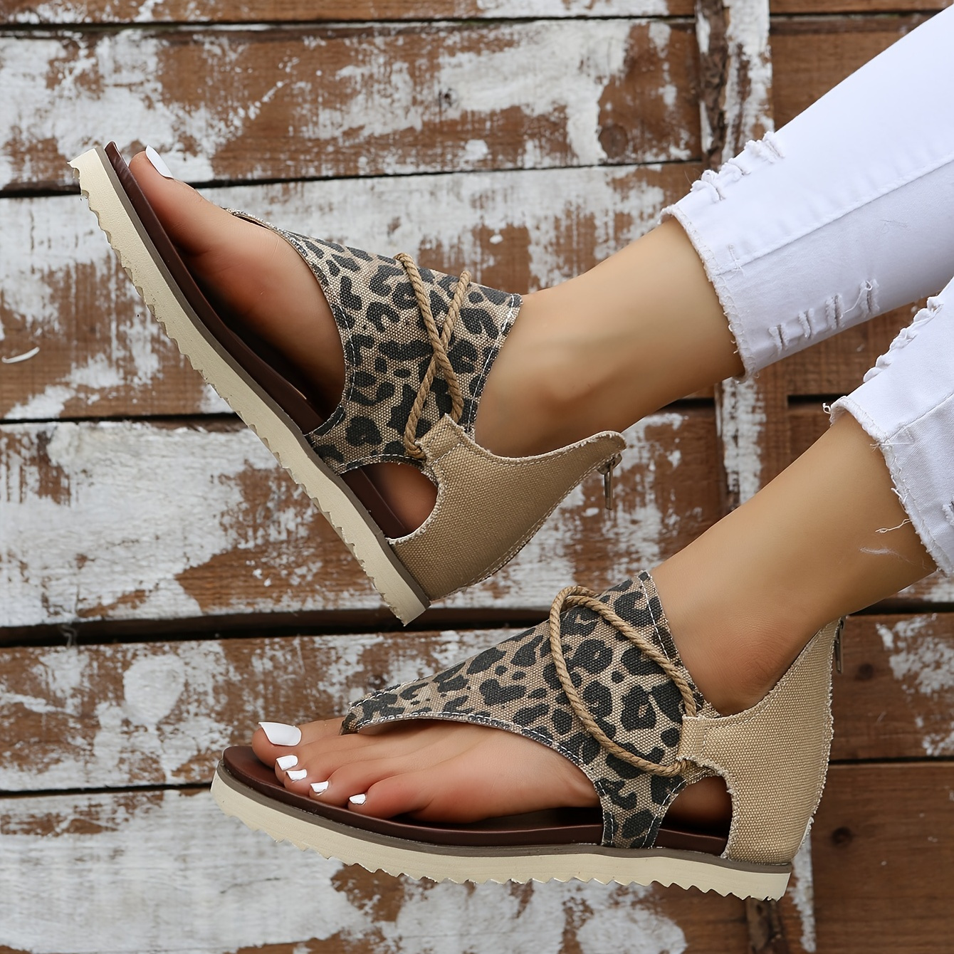  Aniywn Women' s Leopard Print Slip On Flat Slides Sandals Open  Toe Slippers Comfortable Summer Beach Casual Sandals : Movies & TV