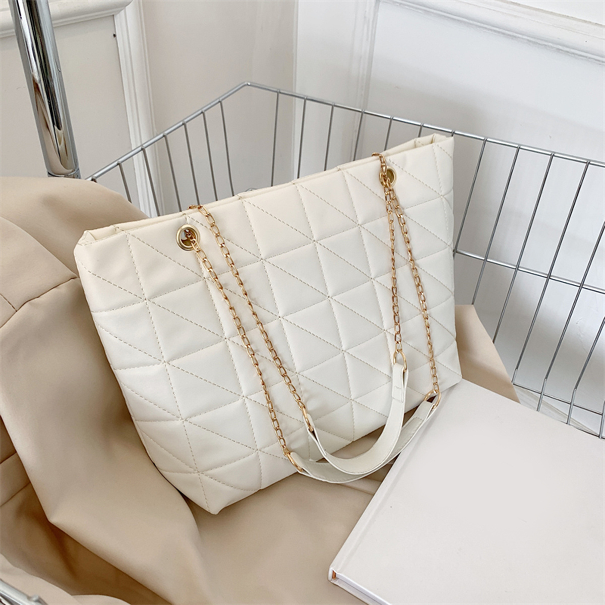 Minimalist Rhombus Pattern Tot Bag, Large Capacity Simple Shoulder Bag,  Women's Bag With Fixed Straps - Temu Bahrain