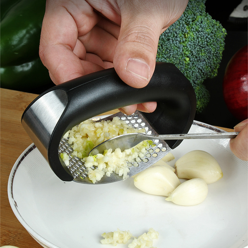 1pc Stainless Steel Garlic Press Manual Garlic Mincer Chopping Garlic Tools  Arc Vegetable Kitchen Gadget Kitchen Accessories