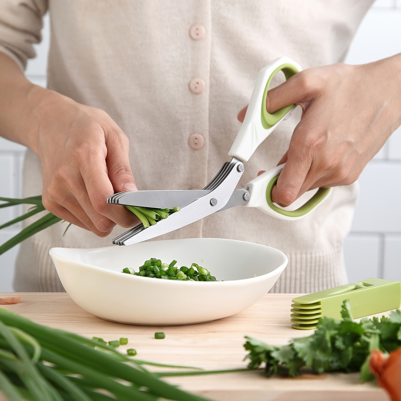 5 Blade Kitchen Salad Scissors, Multi-Blade Herb Scissors Multi-Layers  Kitchen Cutting Scissors, Stainless Steel Vegetable Cutting Tool with Cover  and