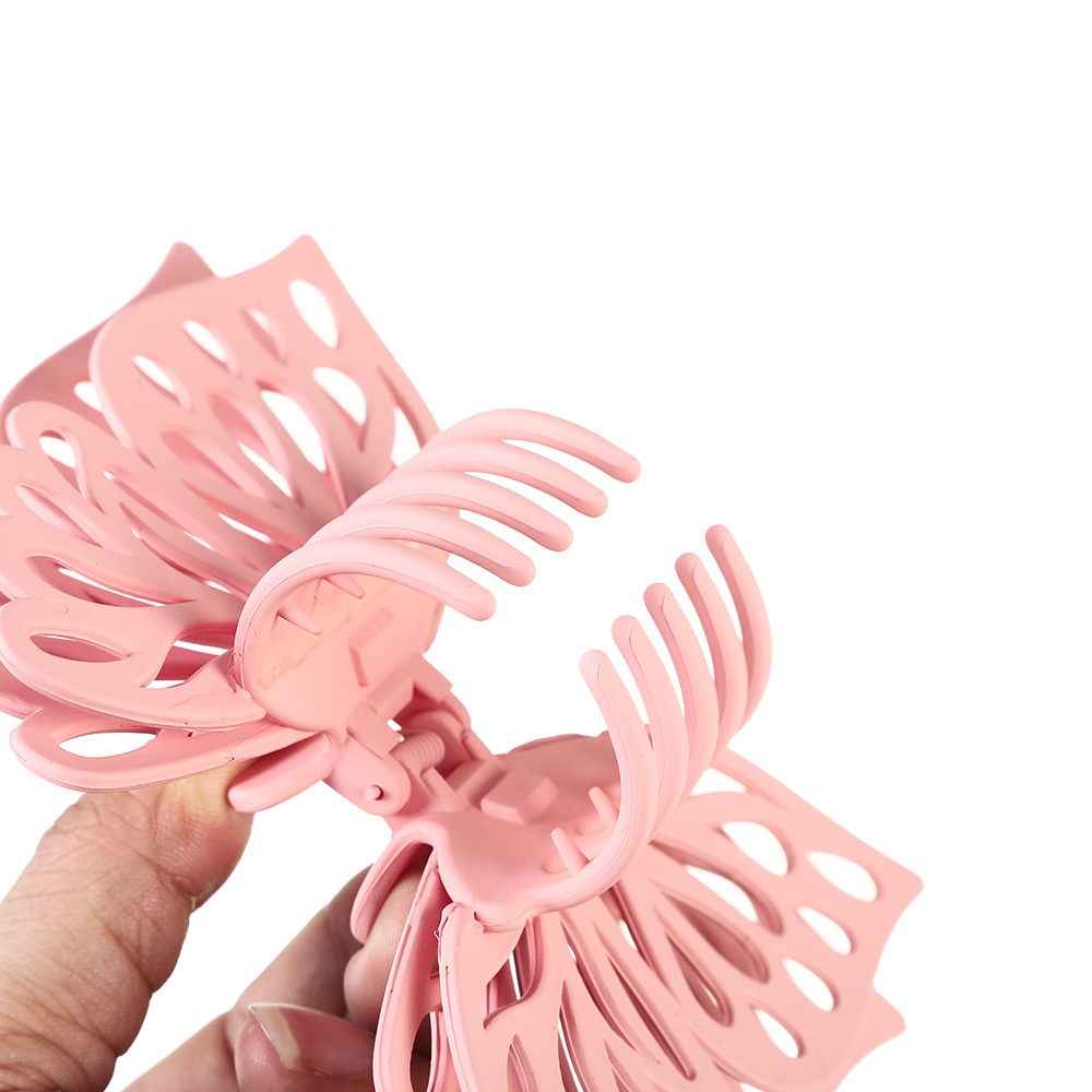 Butterfly Hair Claw Clips, Women Oversize Hair Claws, Hollow Butterfly  Hairpin Hair Clips Barrettes For Women Girl Party Hair Accessories - Temu  Germany