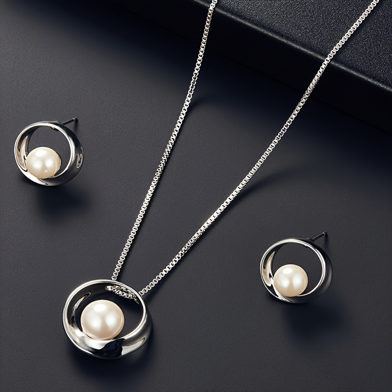 

Necklace Pendant Round Jewelry Set Men Women