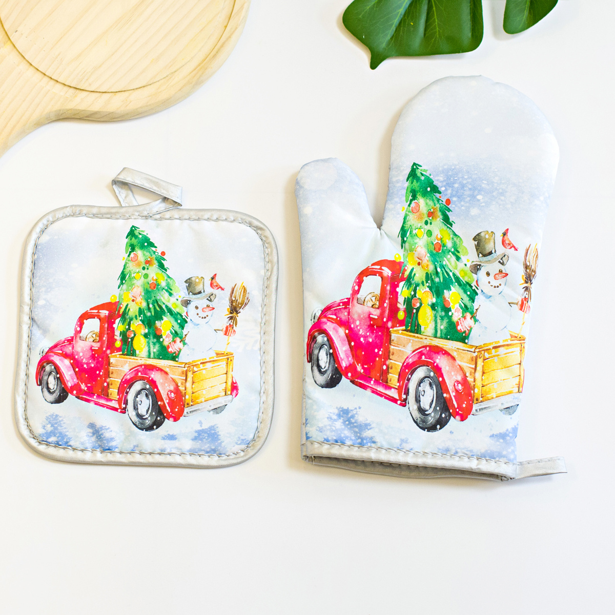 Cotton Oven Mitts, Merry Christmas Theme Heat Resistant Mitts