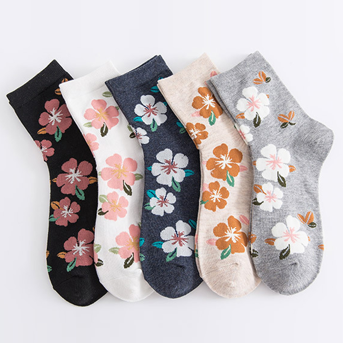 ZHITE 5 Pairs Floral Socks Women Nordic Stripe Textured Flower Cotton Socks,  Girls Vintage Cute Flower Sweet Socks (5-B) at  Women's Clothing store