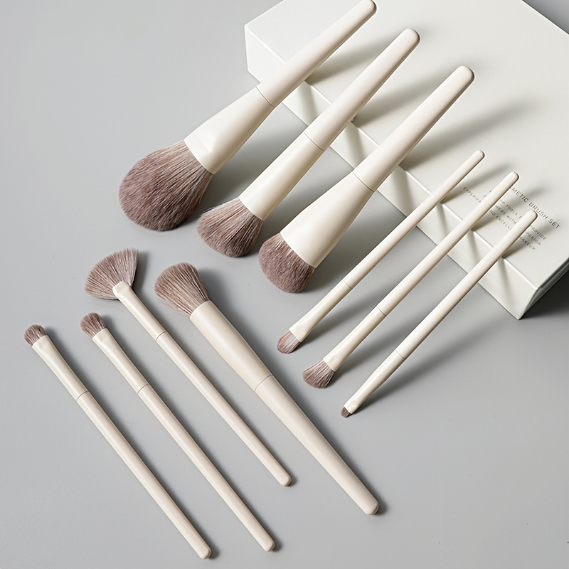 

10 Pcs Premium Synthetic Kabuki Makeup Brush Set - Perfect For Foundation, Blush, Concealer & Eye Shadow Blending!