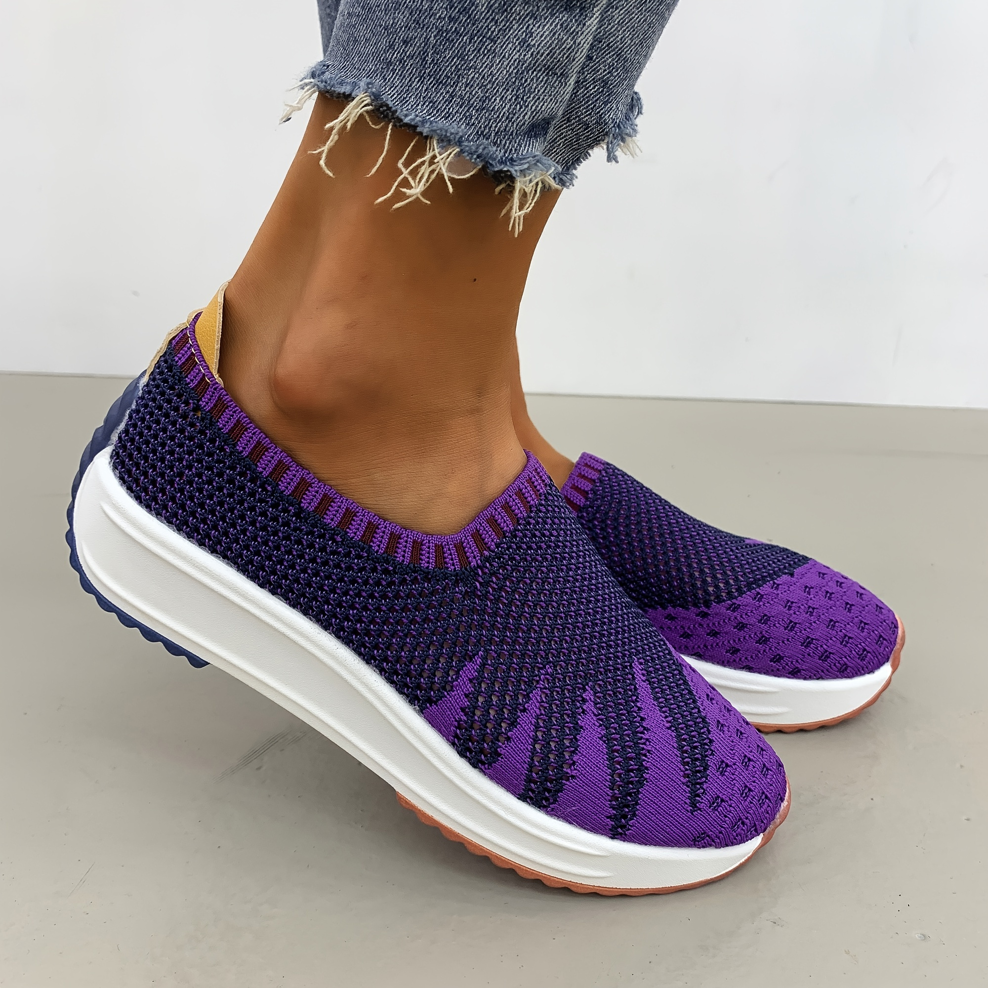 Womens Flying Woven Breathable Sports Shoes Lightweight Slip On Walking Running Shoes 6372